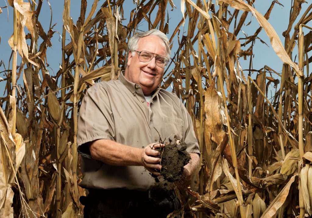 Howard Buffett, Warren Buffett's son is a real life farmer